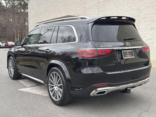 Obsidian Black 2026 Mercedes-Benz GLS 450 4MATIC