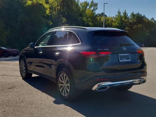2026 Mercedes-Benz GLC 300 Base 4MATIC