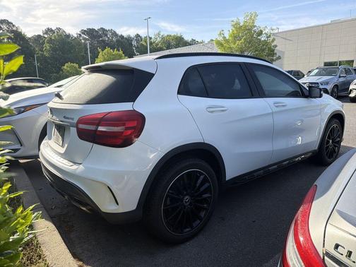 Polar White 2018 Mercedes-Benz GLA 250 Base 4MATIC
