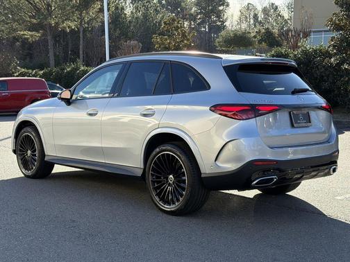 Cirrus Silver Metallic 2026 Mercedes-Benz GLC 300 Base 4MATIC