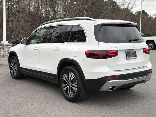 2026 Mercedes-Benz GLB 250 Base 4MATIC