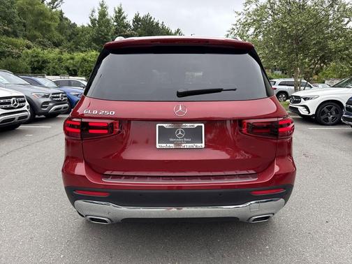 2025 Mercedes-Benz GLB 250 Base