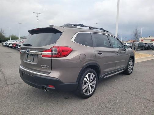 2022 Subaru Ascent Limited 8-Passenger