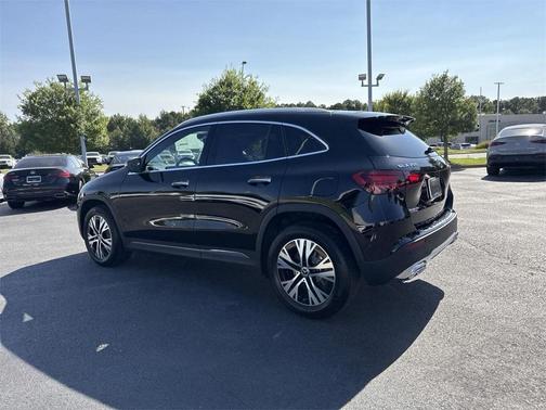 2025 Mercedes-Benz GLA 250 Base