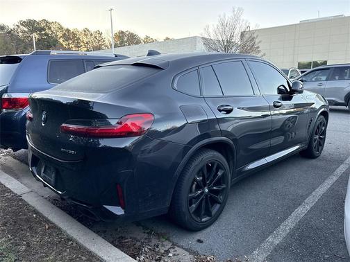 2024 BMW X4 xDrive30i