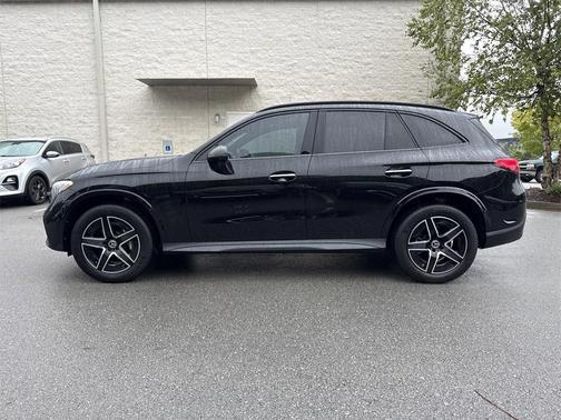 2026 Mercedes-Benz GLC 300 Base 4MATIC