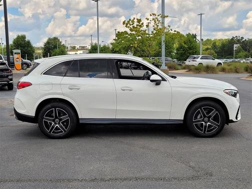 2025 Mercedes-Benz GLC 350e Base 4MATIC