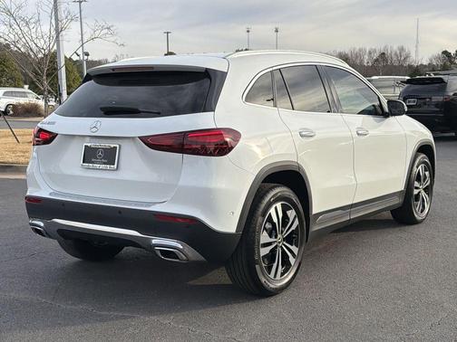 2025 Mercedes-Benz GLA 250 Base