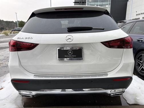2025 Mercedes-Benz GLA 250 Base