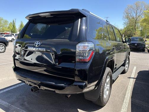 Midnight Black Metallic 2024 Toyota 4Runner SR5