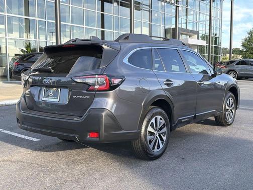 Magnetite Gray Metallic 2025 Subaru Outback Premium