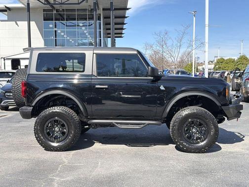 2022 Ford Bronco Black Diamond