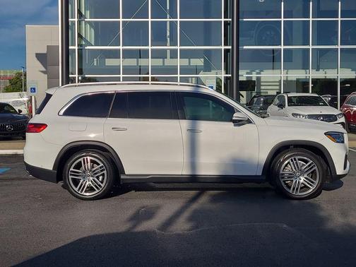 Polar White 2025 Mercedes-Benz GLS 450 4MATIC