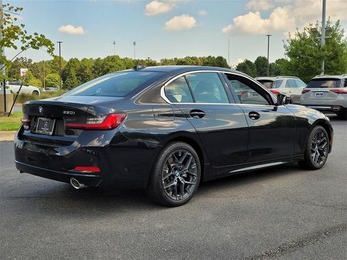 2025 BMW 330 i