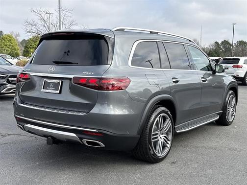 2026 Mercedes-Benz GLS 450 4MATIC