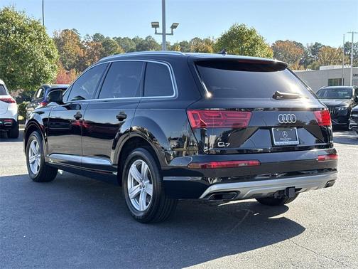 2019 Audi Q7 45 Premium Plus