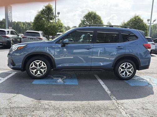 Horizon Blue Pearl 2024 Subaru Forester Premium