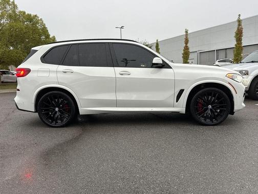 2023 BMW X5 M50i