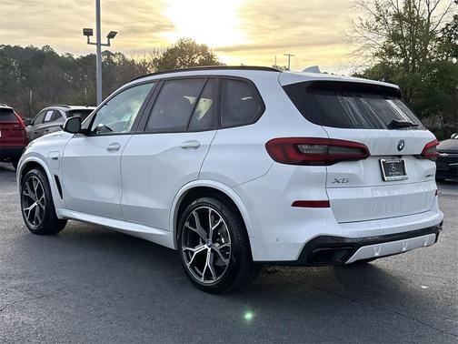 2022 BMW X5 PHEV xDrive45e