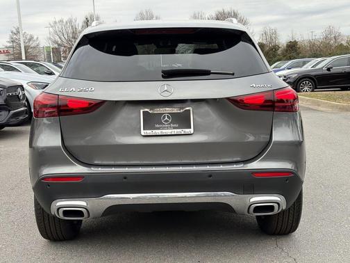 2026 Mercedes-Benz GLA 250 Base 4MATIC