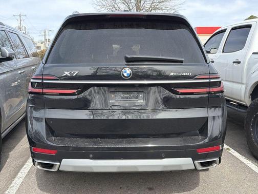 2025 BMW X7 xDrive40i