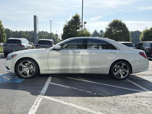 Diamond White 2015 Mercedes-Benz S-Class S 550