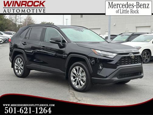 2025 Toyota RAV4 XLE Premium