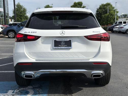 Polar White 2026 Mercedes-Benz GLA 250 Base 4MATIC