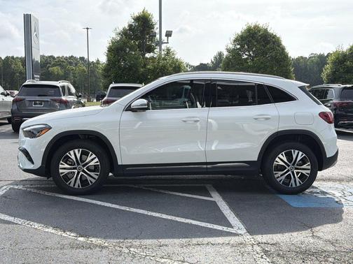 Polar White 2026 Mercedes-Benz GLA 250 Base 4MATIC