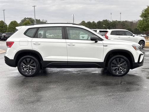 2024 Volkswagen Taos 1.5T S