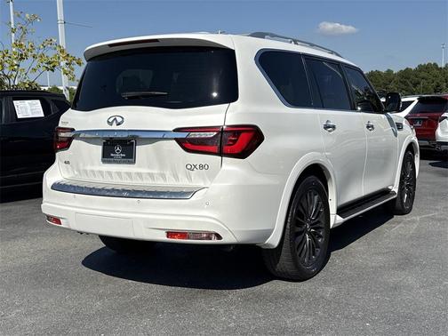 2024 INFINITI QX80 SENSORY