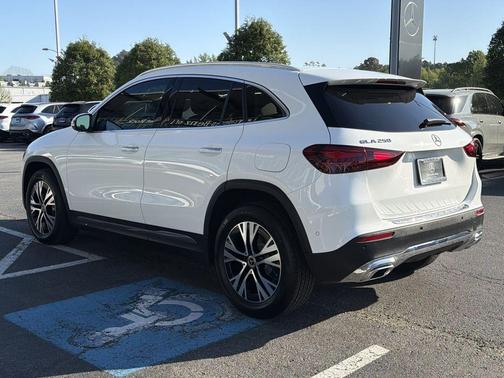 2025 Mercedes-Benz GLA 250 Base