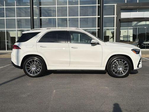 Polar White 2026 Mercedes-Benz GLE 450 4MATIC