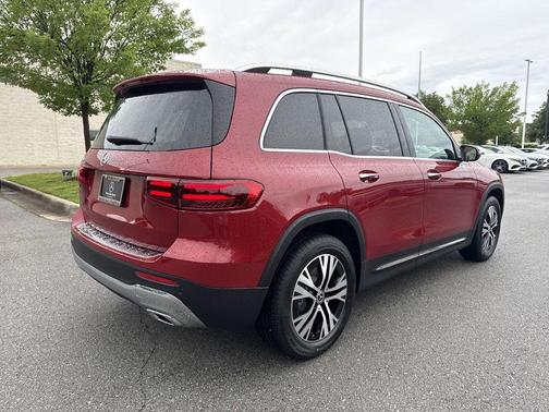 MANUFAKTUR Patagonia Red Metallic 2025 Mercedes-Benz GLB 250 Base