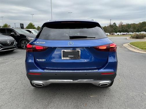 2025 Mercedes-Benz GLA 250 Base