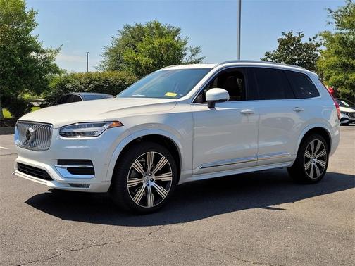 2023 Volvo XC90 B6 Ultimate 7-Seater