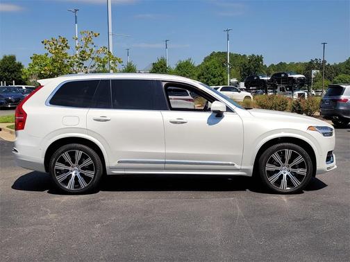 2023 Volvo XC90 B6 Ultimate 7-Seater