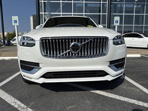 2023 Volvo XC90 B6 Ultimate 7-Seater