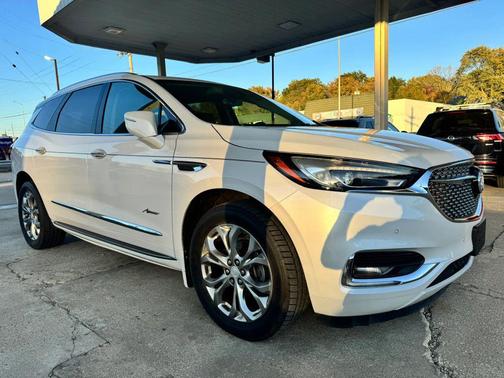 White Frost Tricoat 2020 Buick Enclave AWD Avenir
