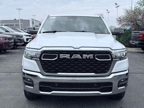 Bright White Clearcoat 2026 RAM 1500 Big Horn/Lone Star