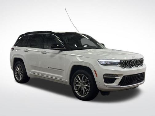 2025 Jeep Grand Cherokee Summit