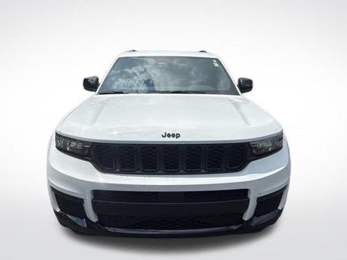 2022 Jeep Grand Cherokee L Laredo