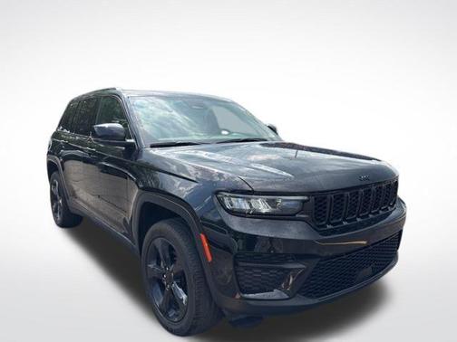 2022 Jeep Grand Cherokee Altitude