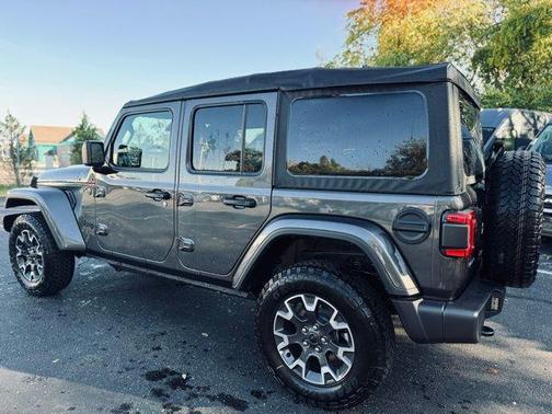 2025 Jeep Wrangler Sahara
