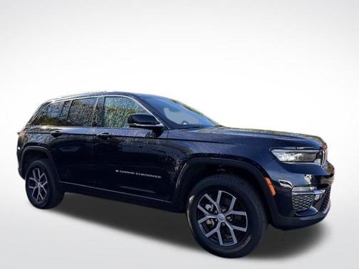 2022 Jeep Grand Cherokee L Laredo