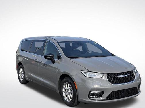 Ceramic Gray Clearcoat 2025 Chrysler Pacifica Select