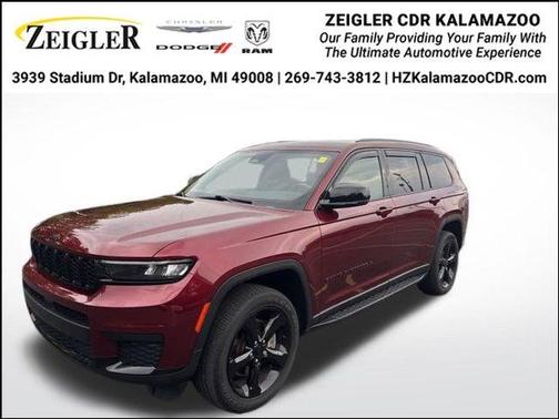 2023 Jeep Grand Cherokee L Laredo