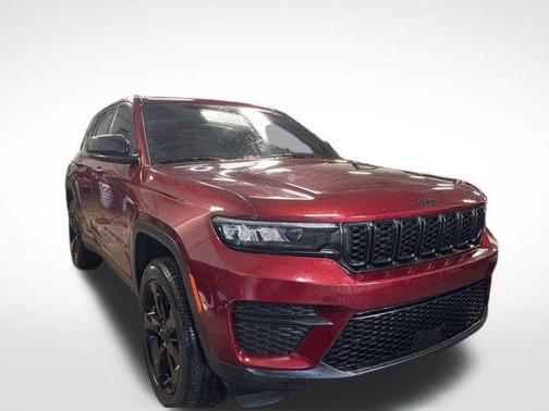 2022 Jeep Grand Cherokee Altitude