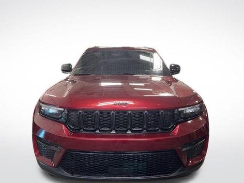 2022 Jeep Grand Cherokee Altitude
