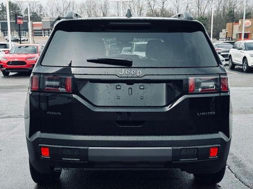 Diamond Black 2026 Jeep Cherokee LAREDO/LIMITED